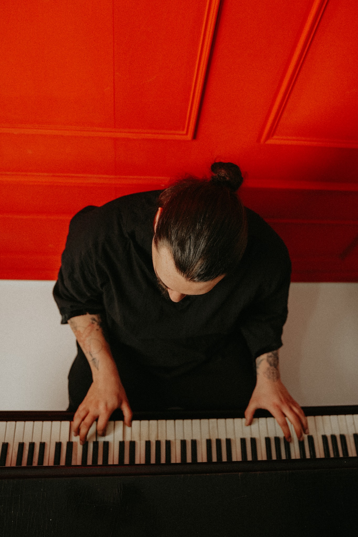 BESSARIONN at the piano